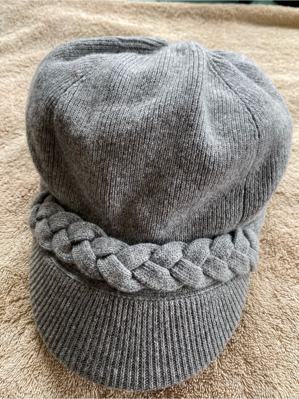 Vintage Banana Republic Gray Cashmere Wool Blend Knit Newsboy Hat Visor Cap